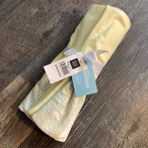 Baby GAP Receiving Blanket - NWT